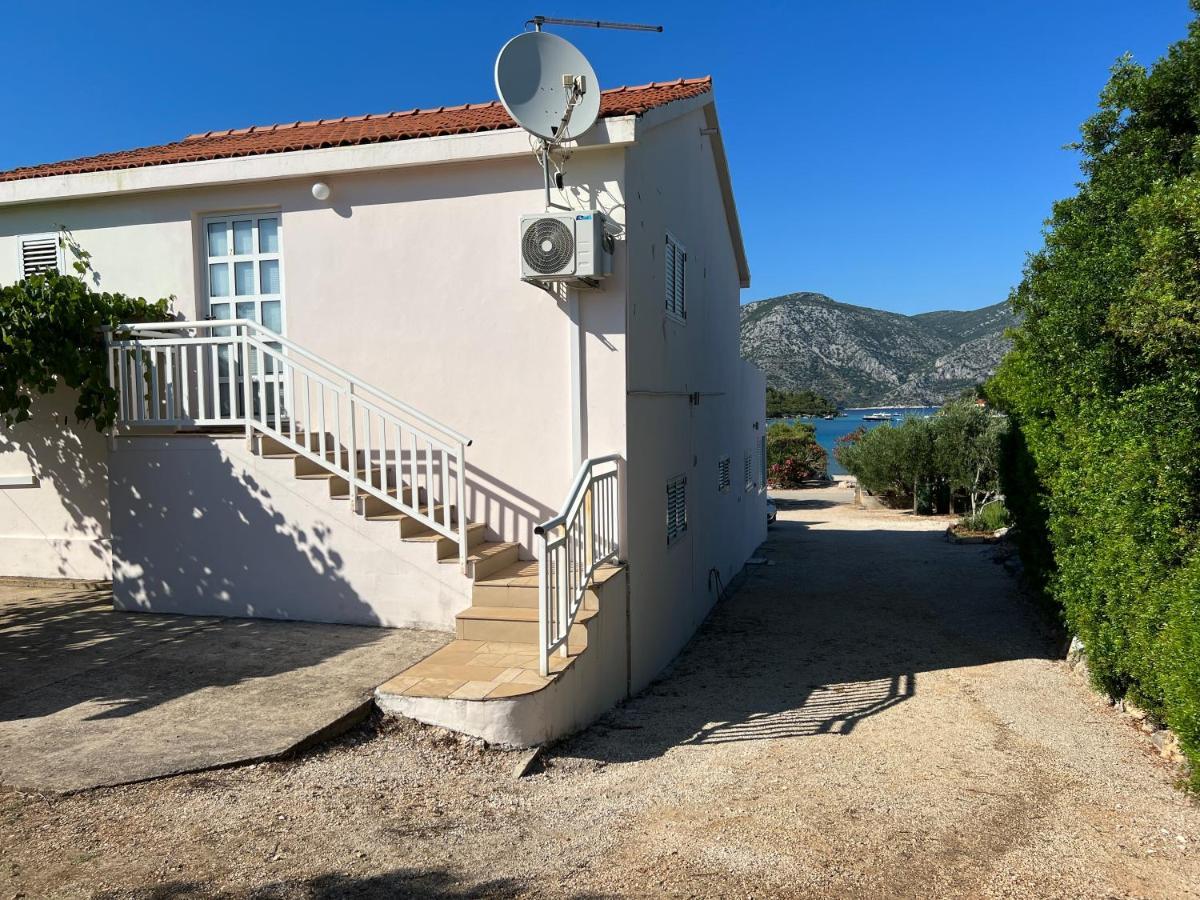 Apartmani Tonko Račišće Dış mekan fotoğraf
