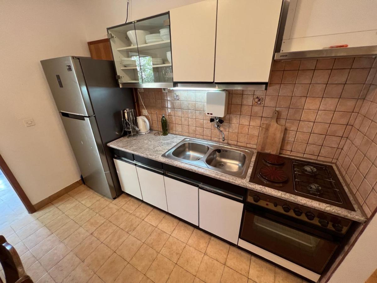 Apartmani Tonko Račišće Dış mekan fotoğraf