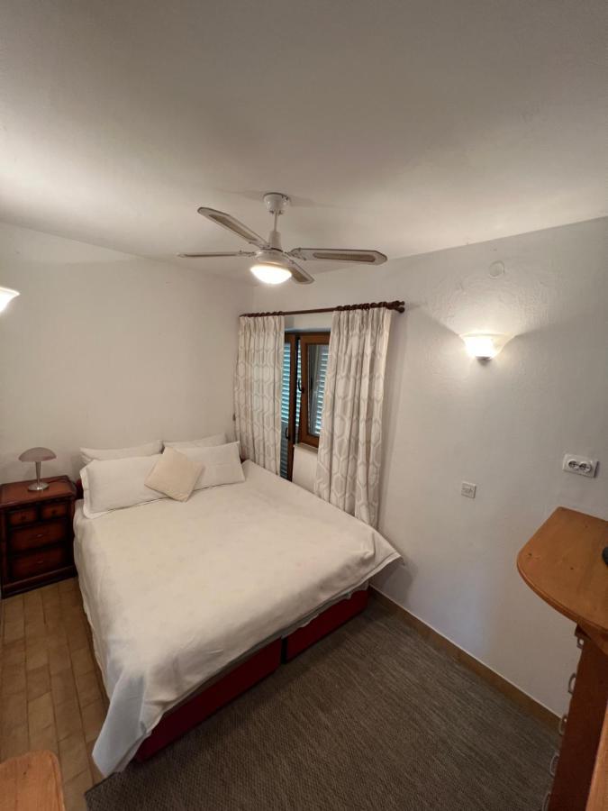 Apartmani Tonko Račišće Dış mekan fotoğraf