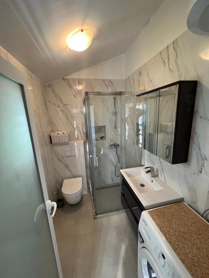 Apartmani Tonko Račišće Dış mekan fotoğraf